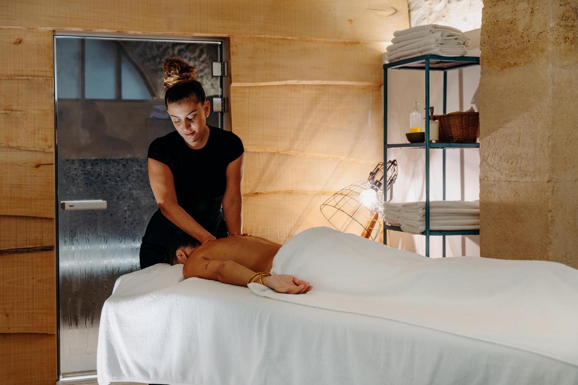 Hotel Domaine De Biar Lavérune Екстериор снимка